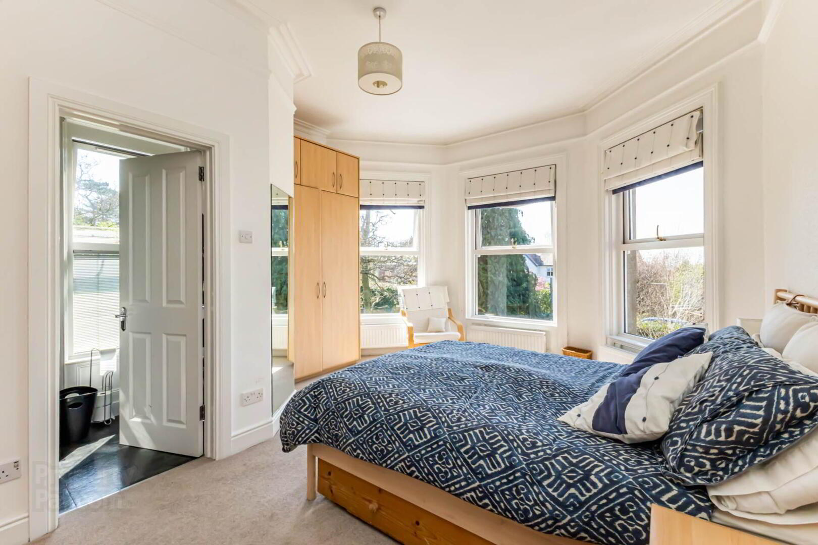 14 Magheralave Road 19 of 32