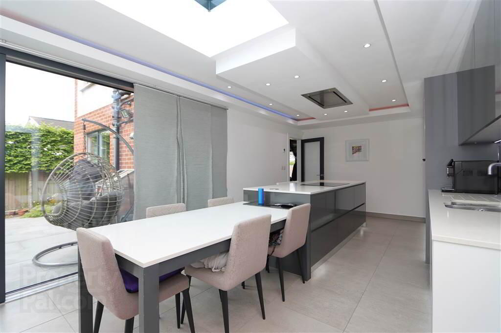 70 Glen Road 15 of 36