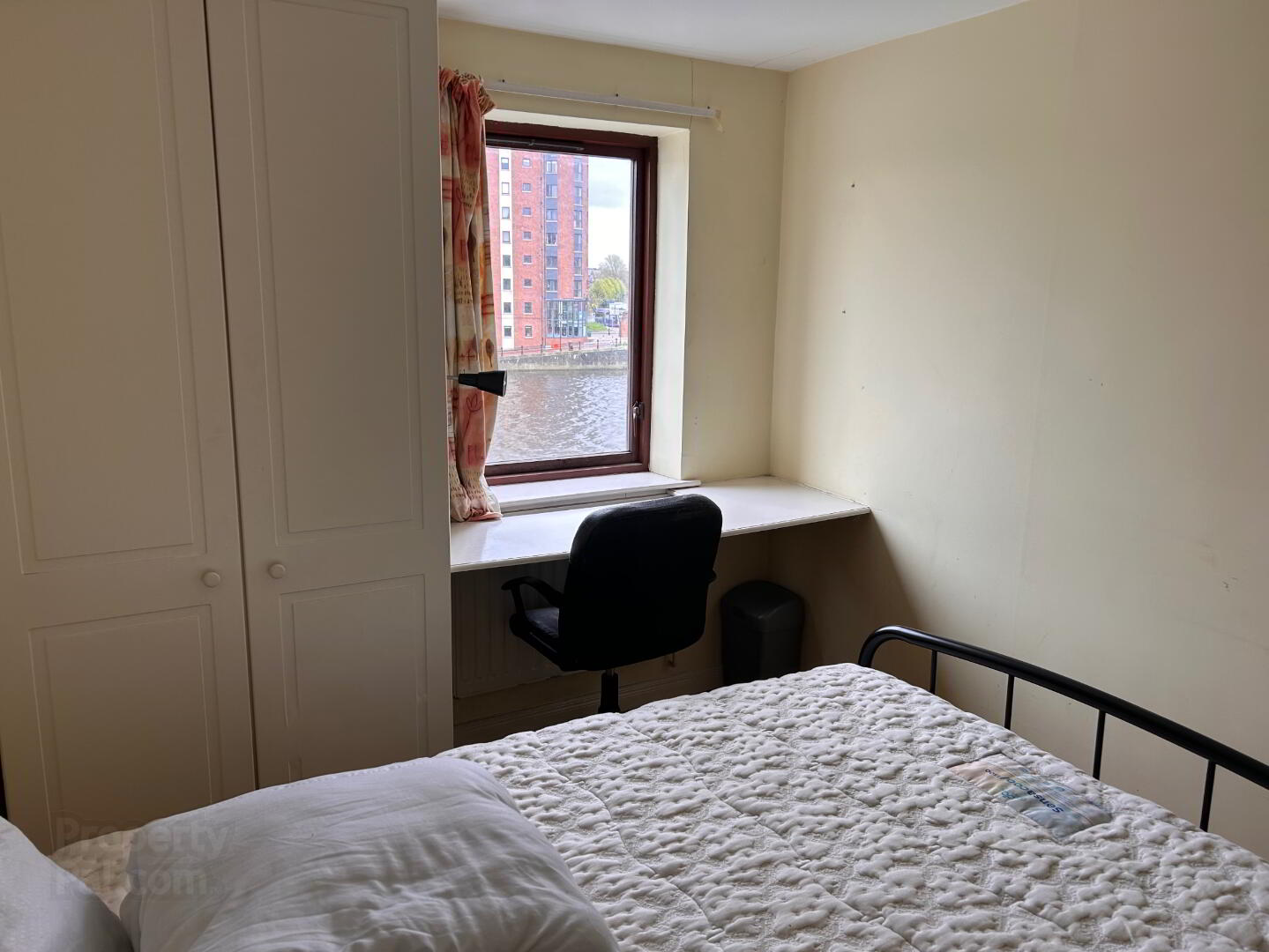 Room 1, Belfast City Centre 8 of 10
