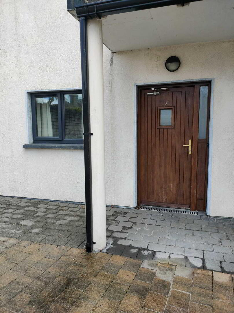property description image