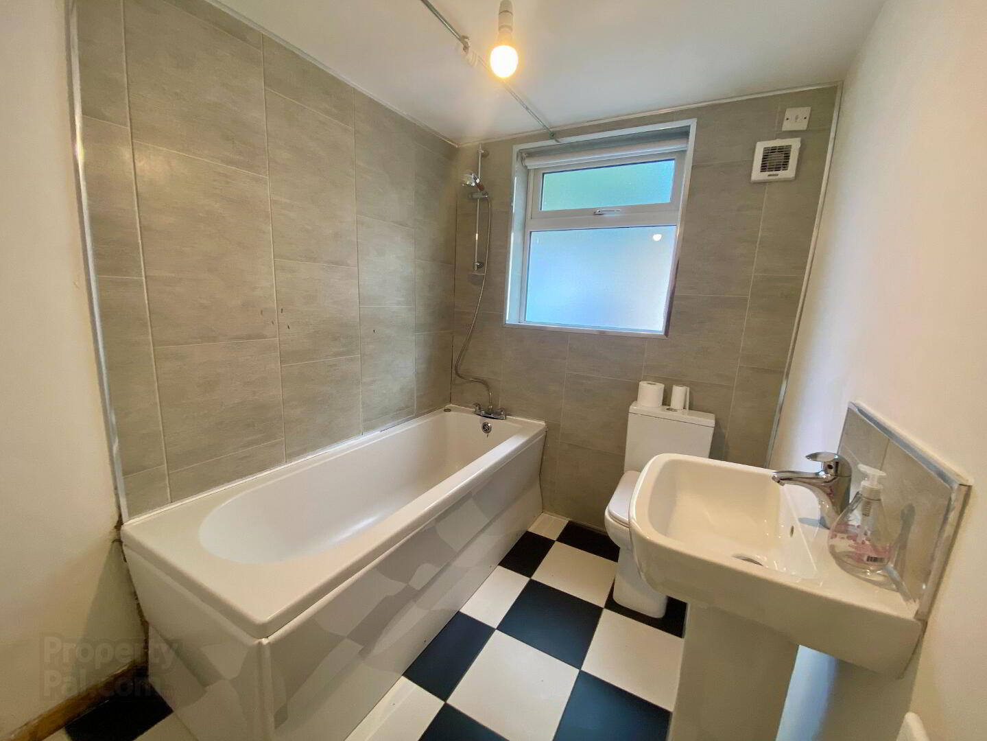 14 Fairymount Terrace 9 of 9