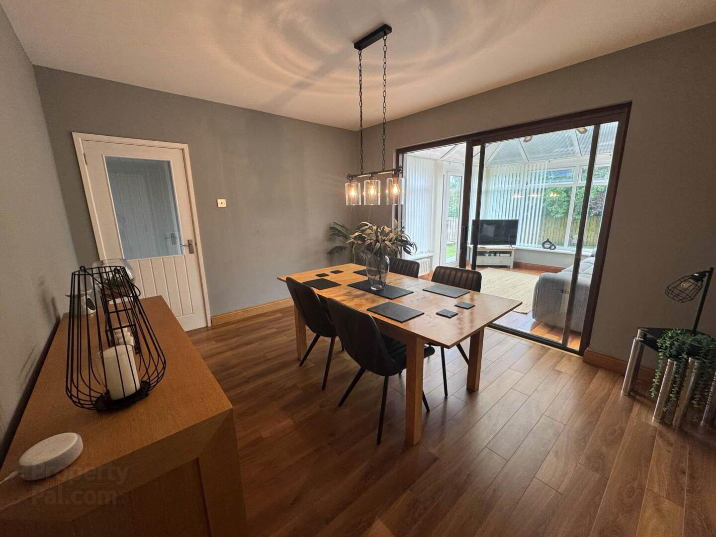 15 Brooklands Drive 5 of 24