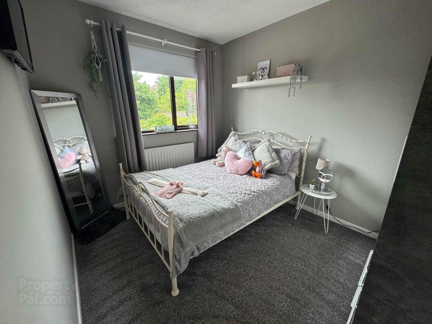 15 Brooklands Drive 13 of 24