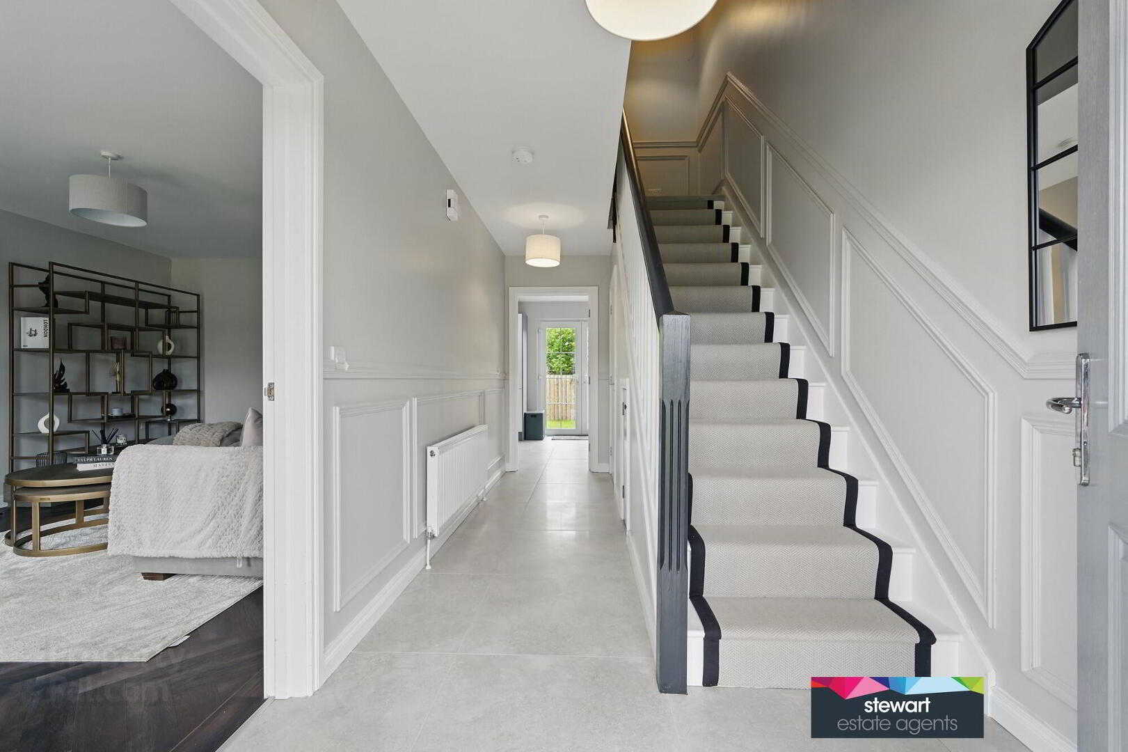 14 Glebe Close 4 of 21