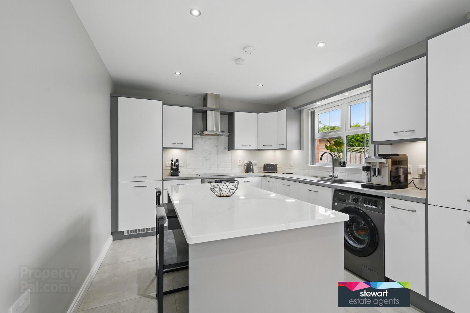 14 Glebe Close 10 of 21