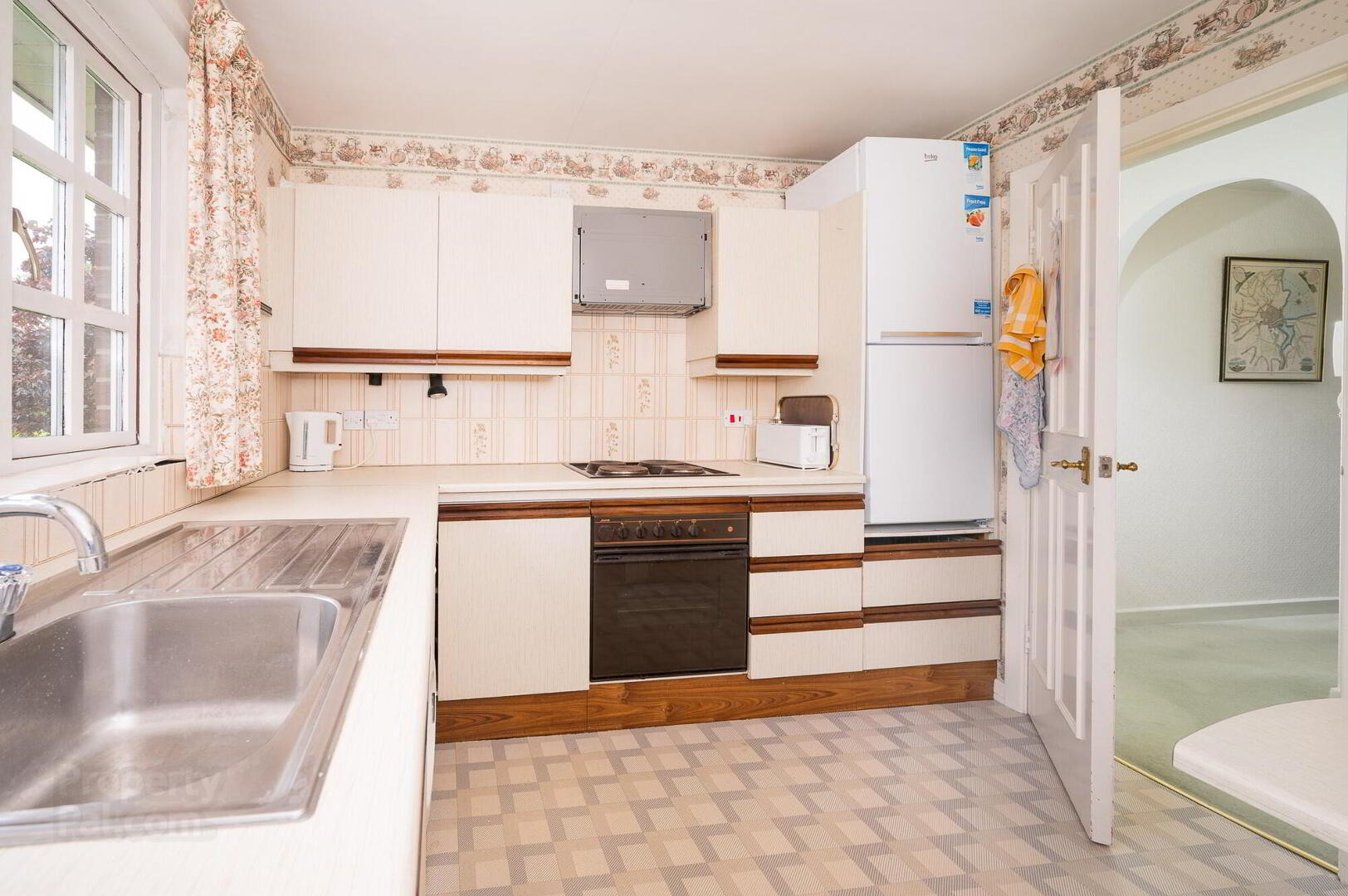 Apt 8 Deramore Court, 76 Deramore Park South 10 of 18