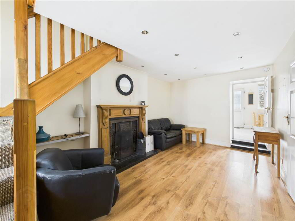 property description image