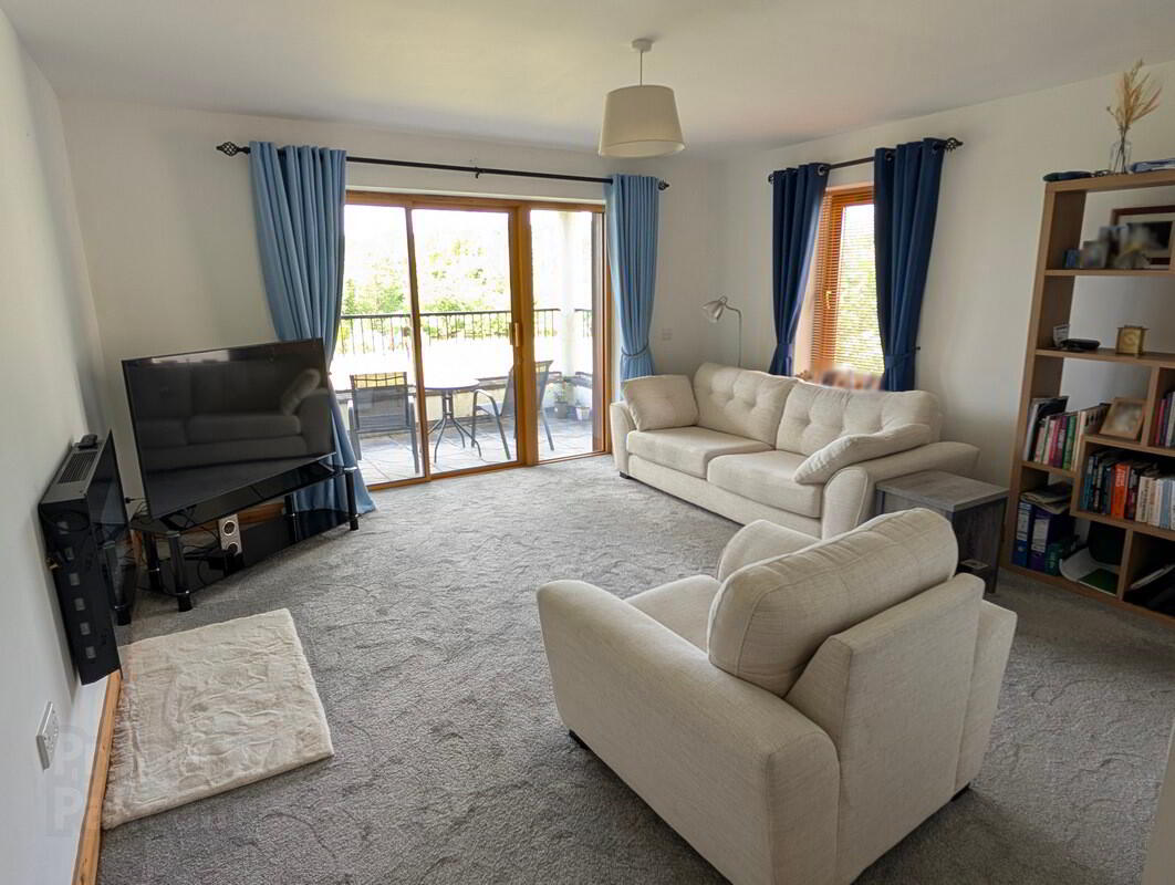 Apt. 6 The Elms, Woodford Meadows 6 of 28