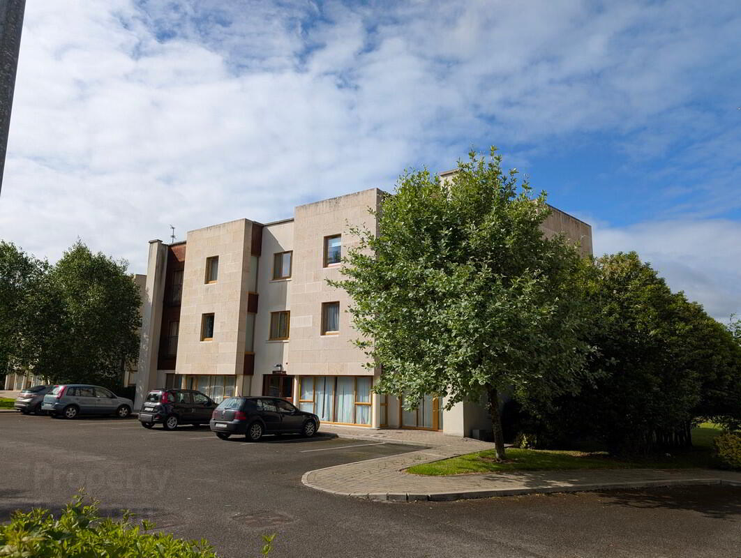 Apt. 6 The Elms, Woodford Meadows 22 of 28
