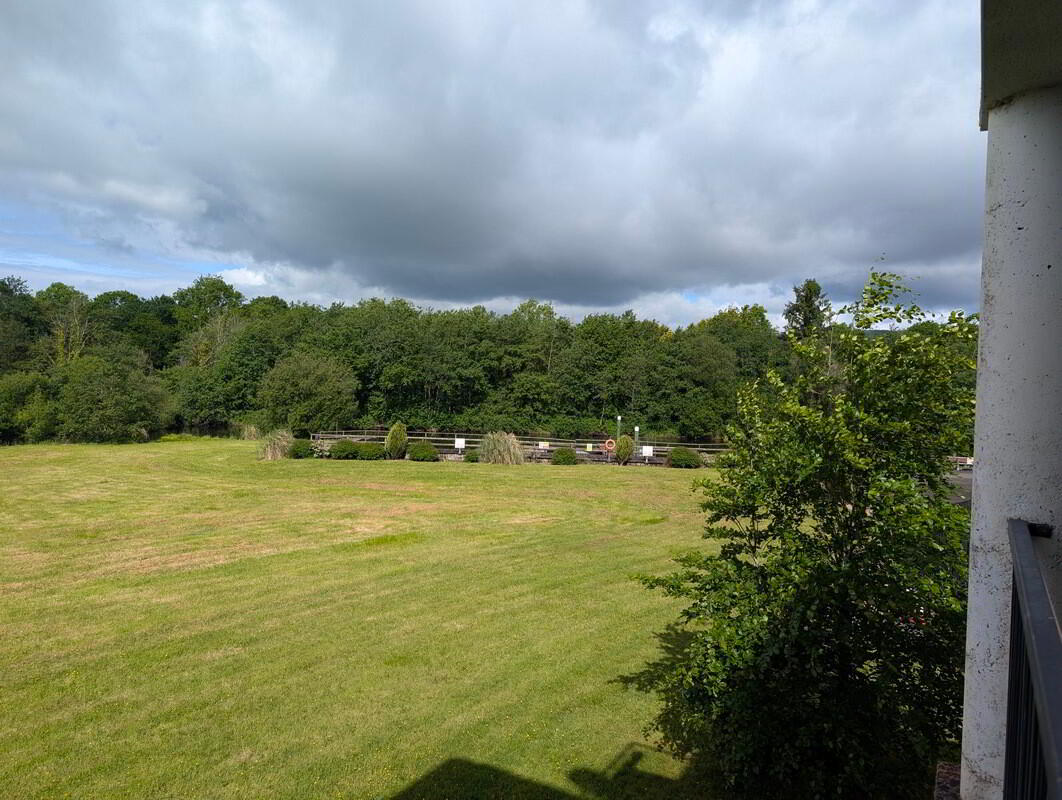 Apt. 6 The Elms, Woodford Meadows 28 of 28