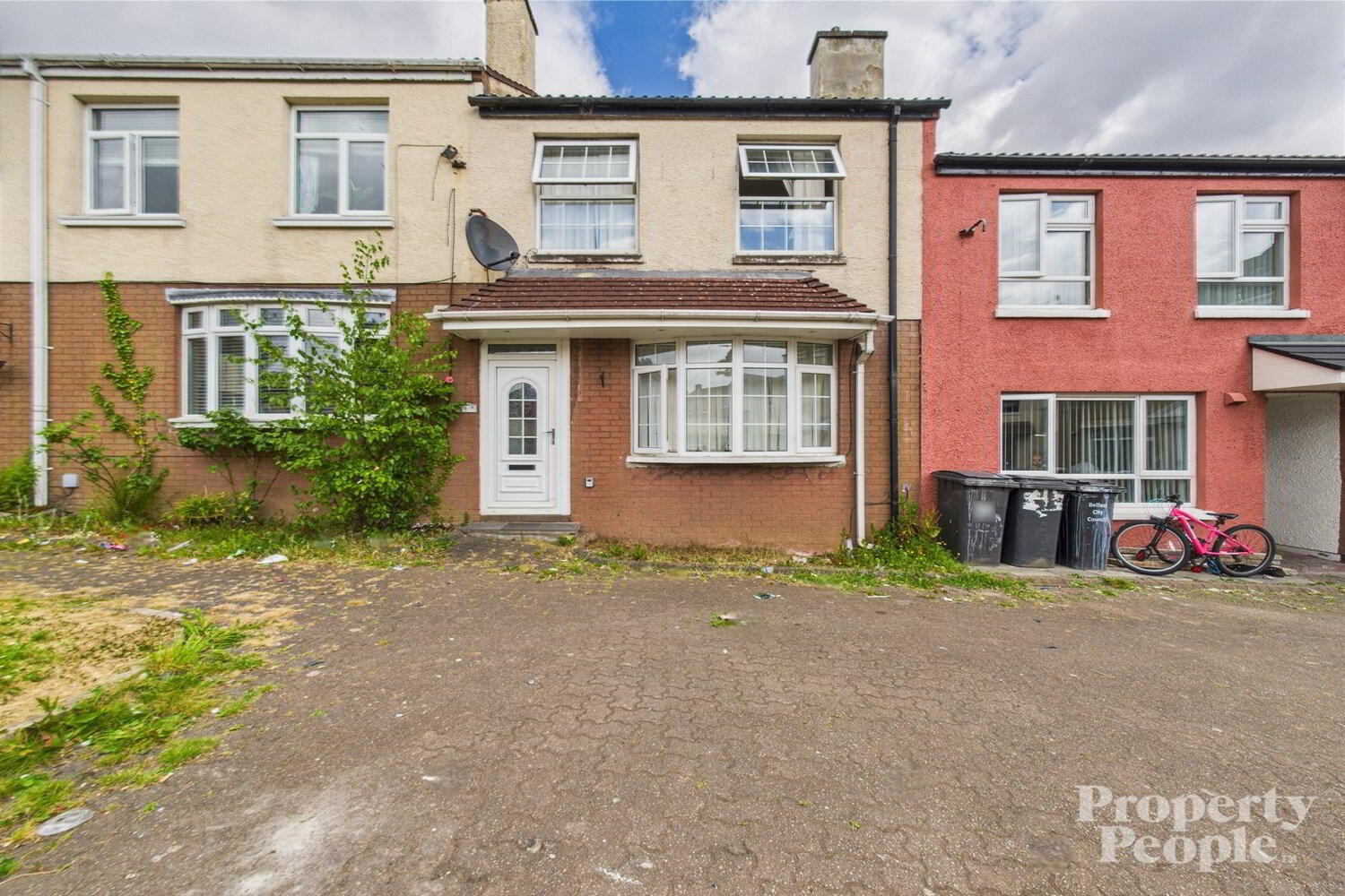 49 Laurelbank 1 of 17