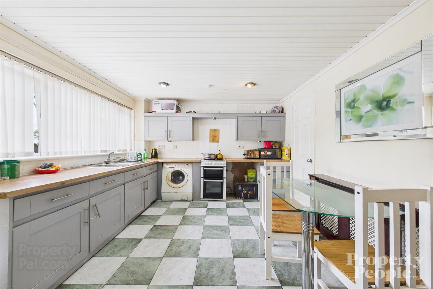 49 Laurelbank 6 of 17