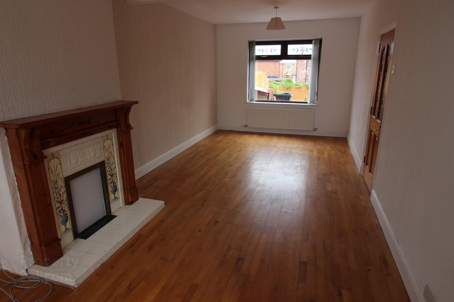 property description image