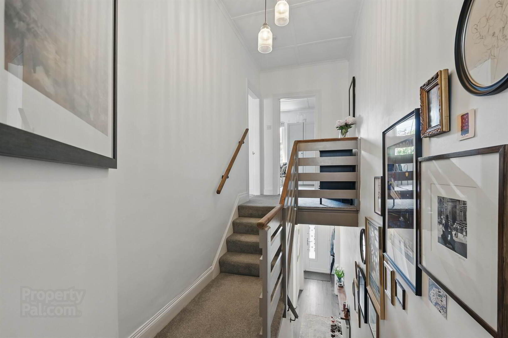 12 Finvoy Street 14 of 23