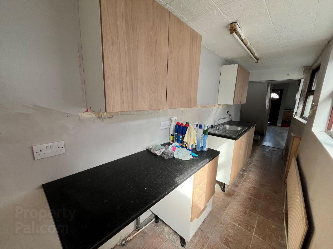 44 Woodvale Street 8 of 16