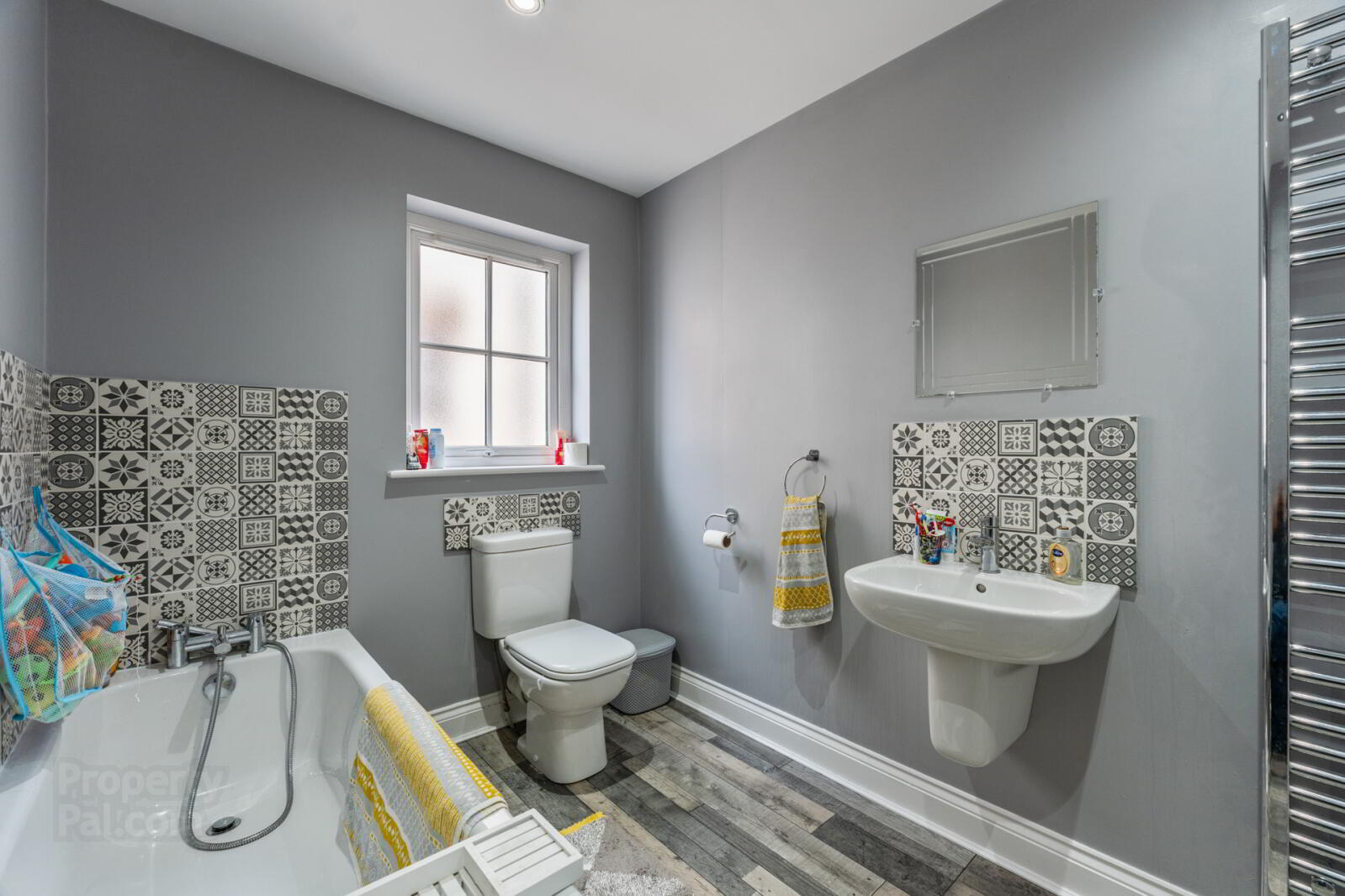 8 Tullynagardy Lane 17 of 25