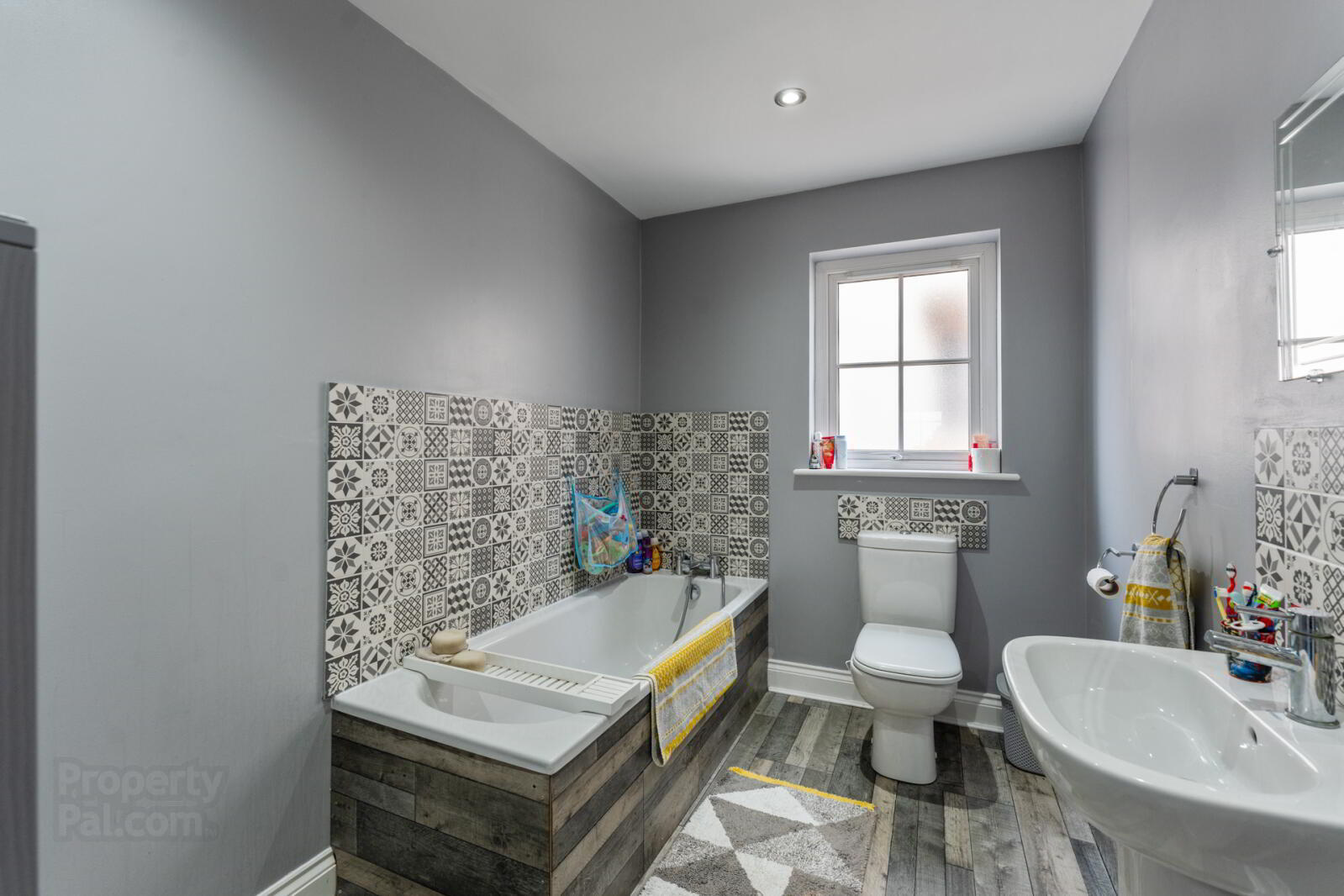 8 Tullynagardy Lane 18 of 25