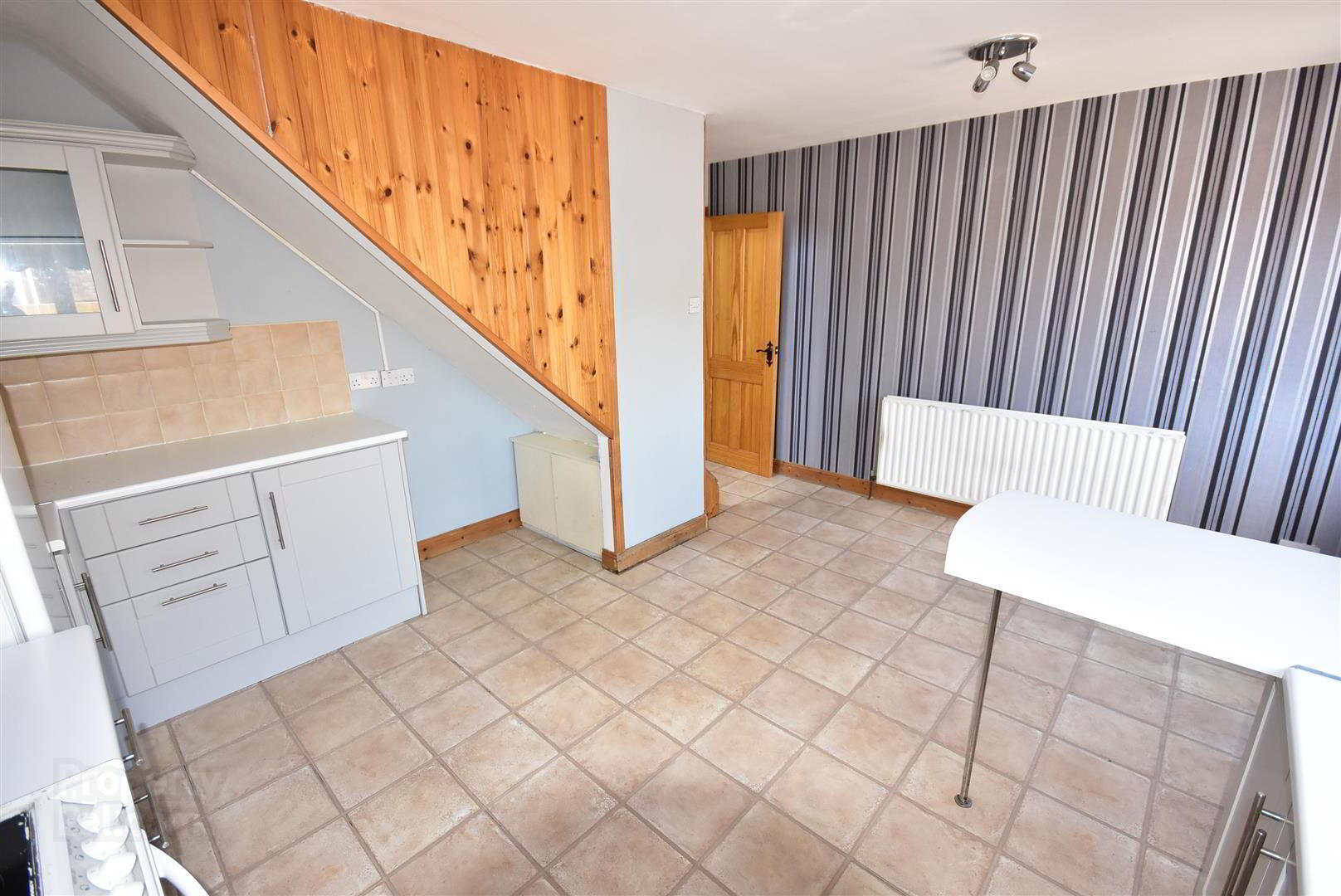 53 Alderpark 5 of 15
