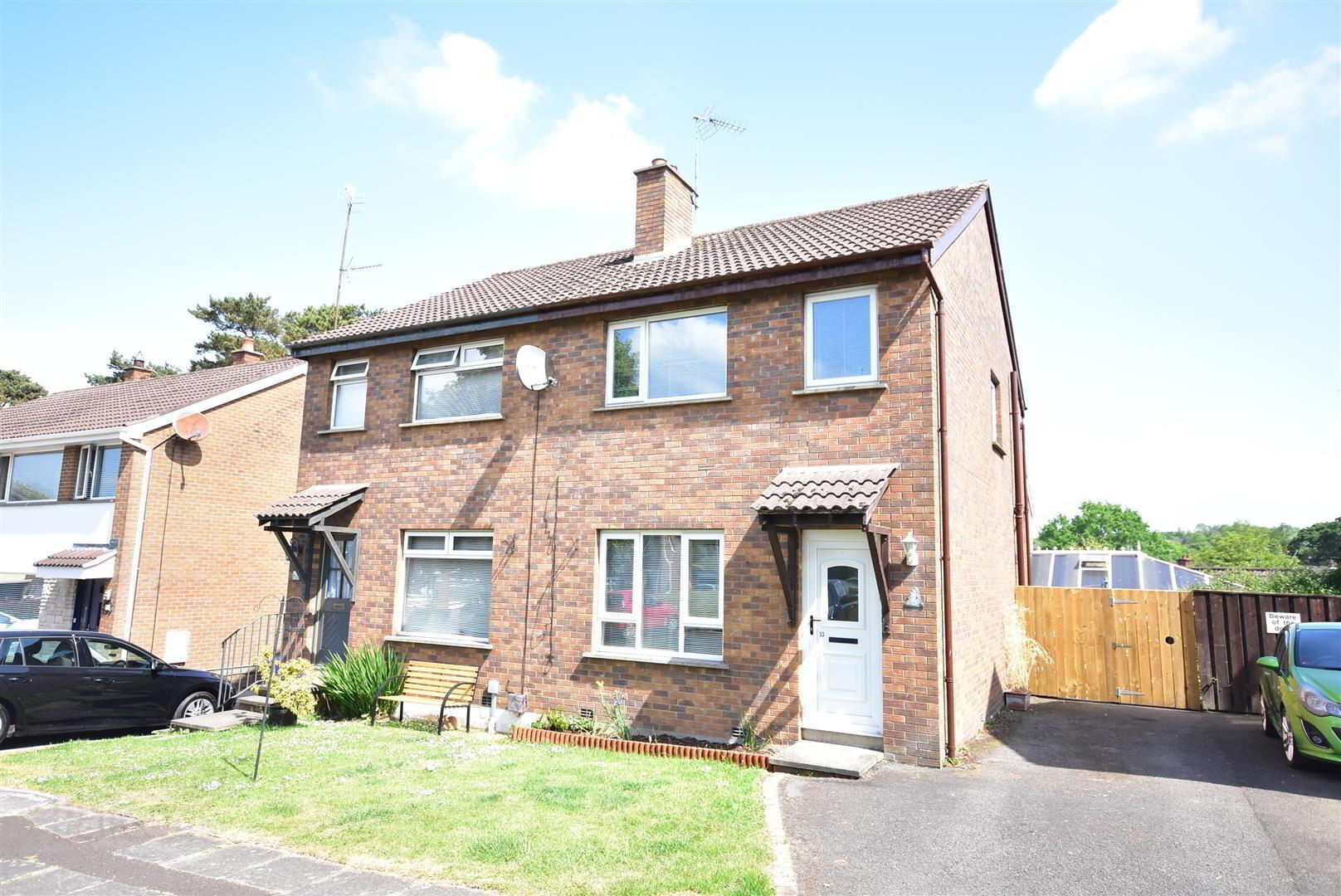 53 Alderpark 1 of 15