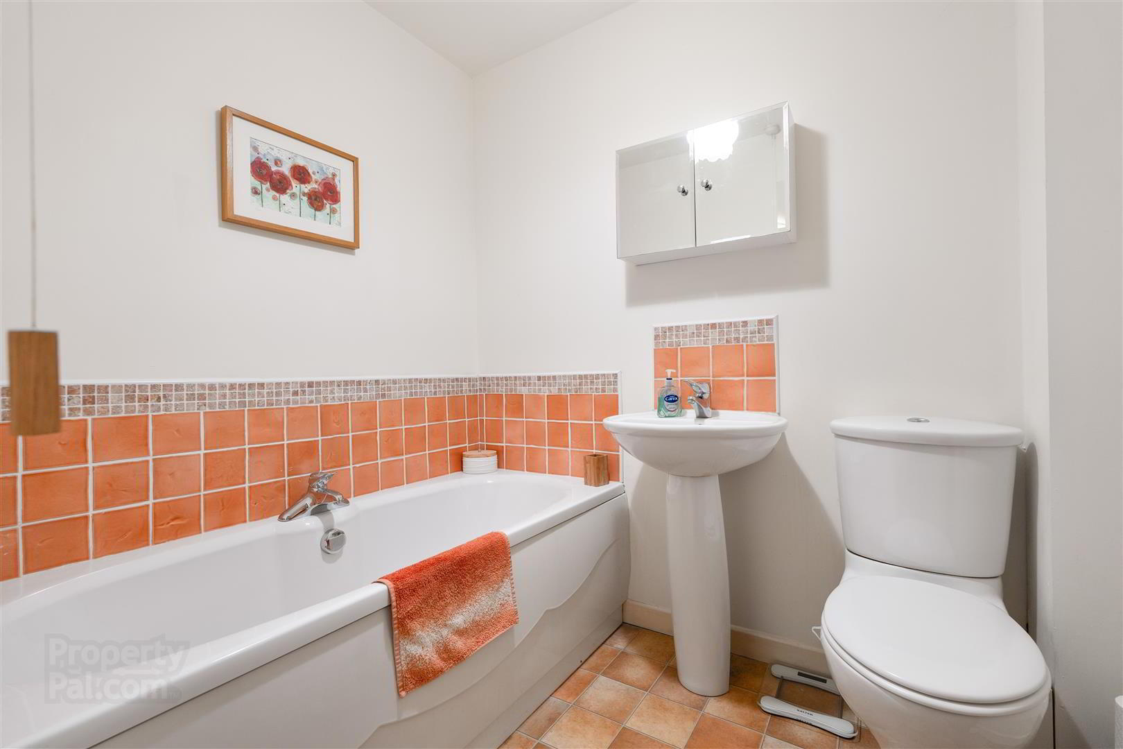 68a Woodrow Gardens 8 of 14