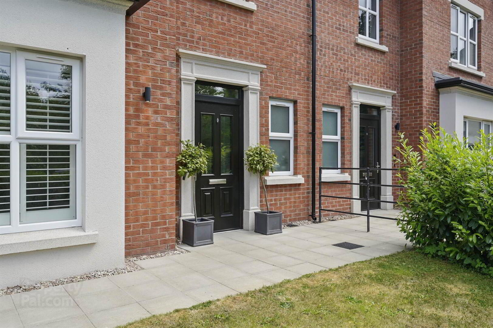 property description image