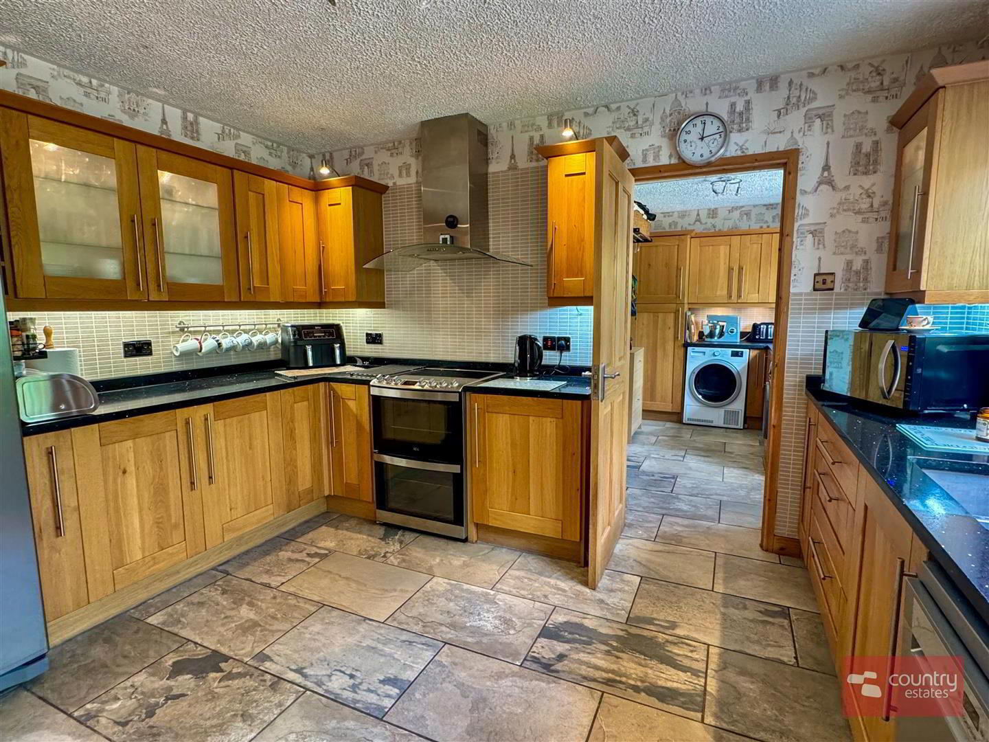 23 Highgrove Drive 14 of 46