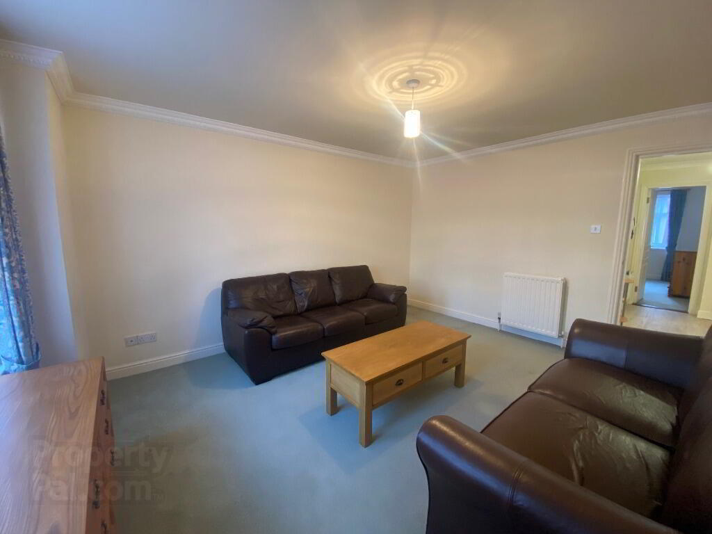17 Lauriston Gardens 3 of 12