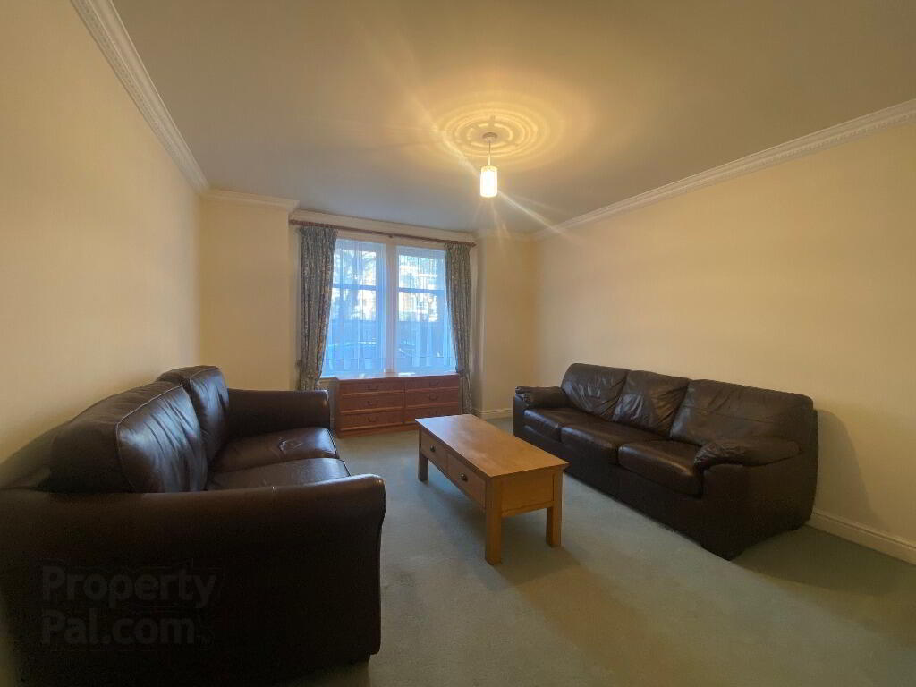 17 Lauriston Gardens 2 of 12