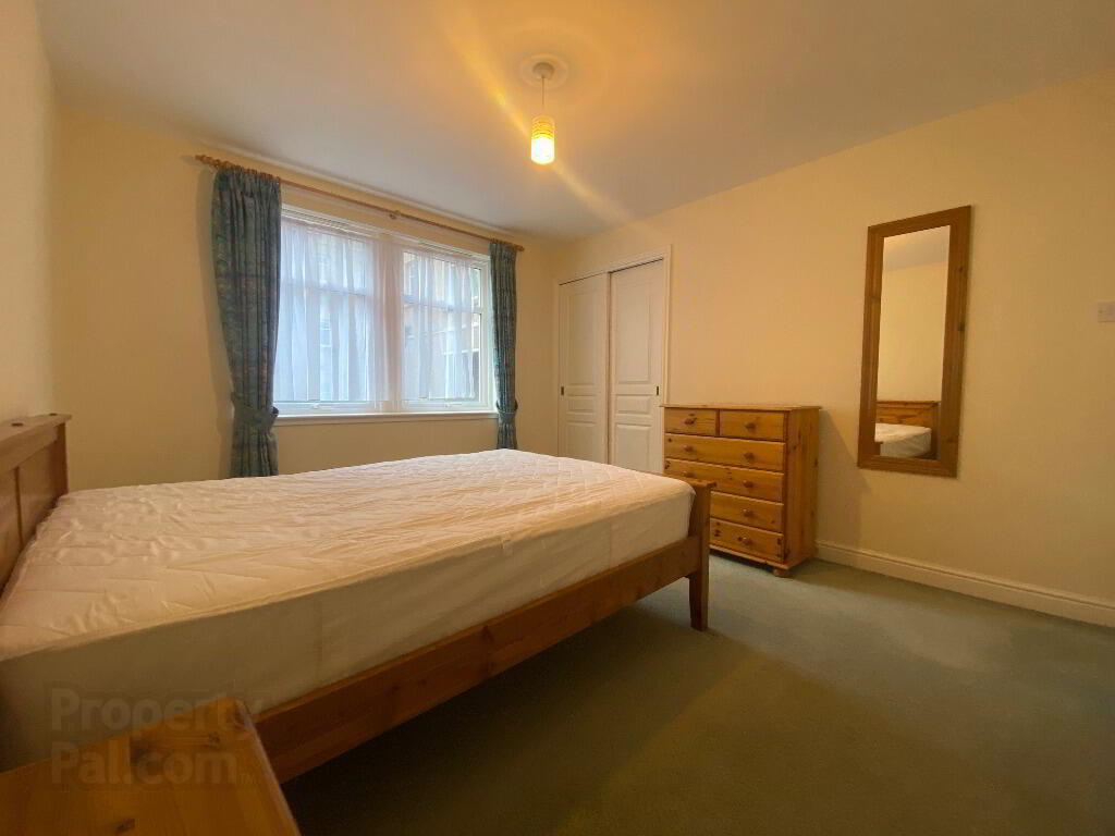 17 Lauriston Gardens 8 of 12