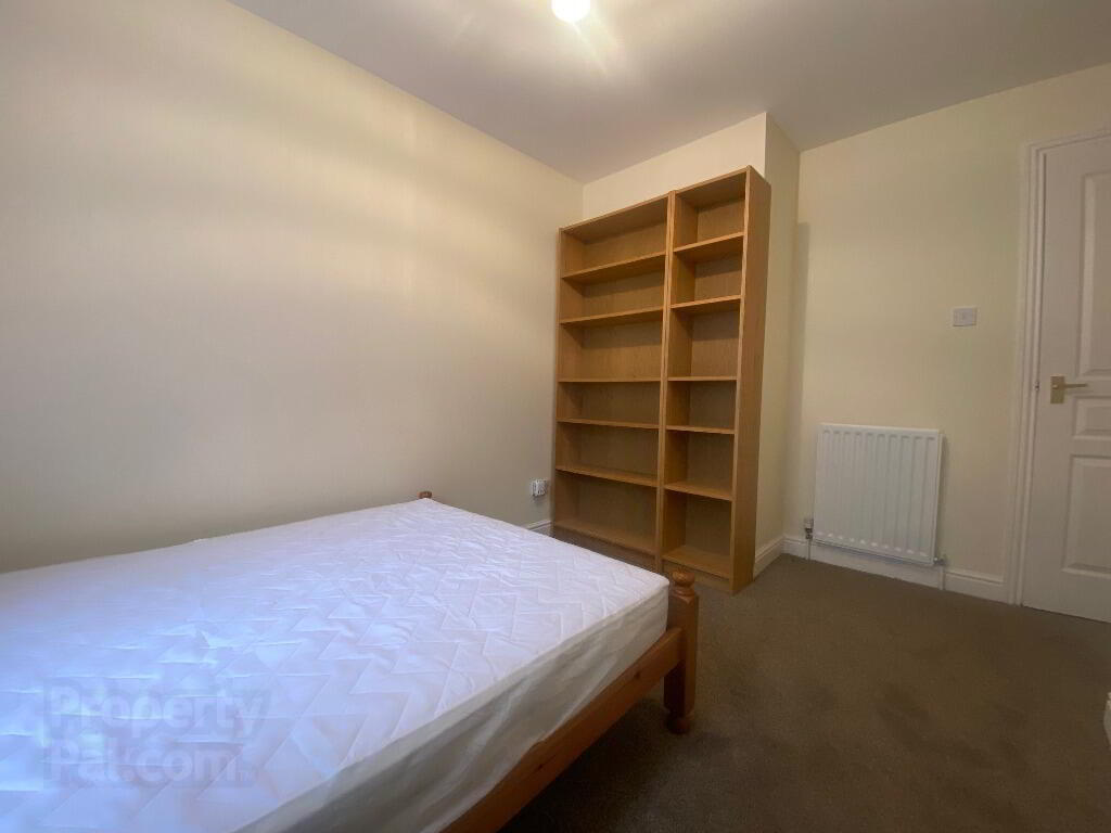 17 Lauriston Gardens 11 of 12