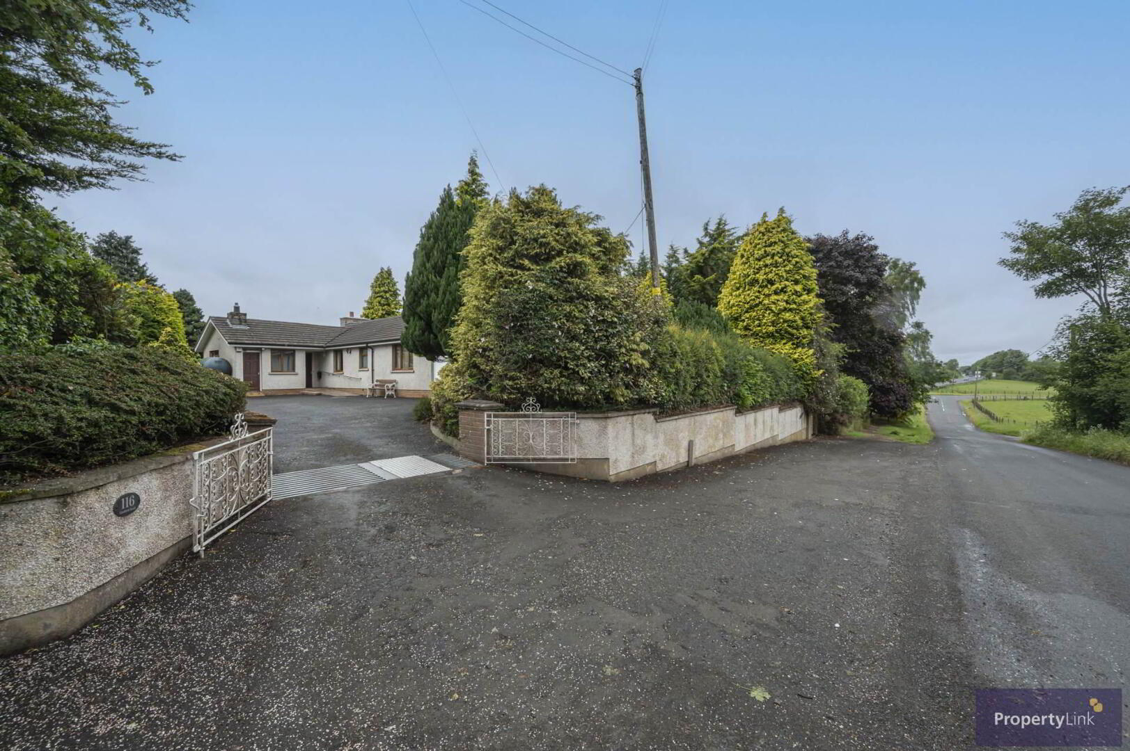 116 Gosford Road 1 of 23