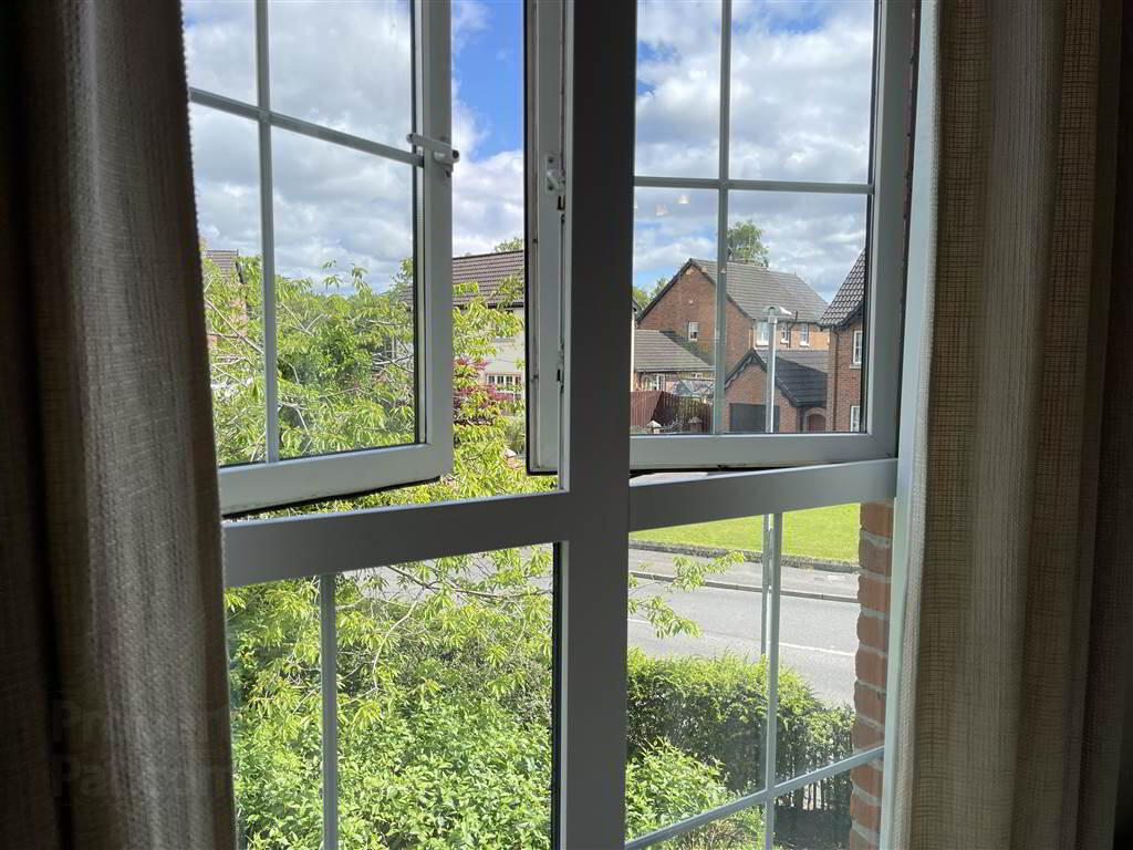 34 Lagmore Glen 11 of 17