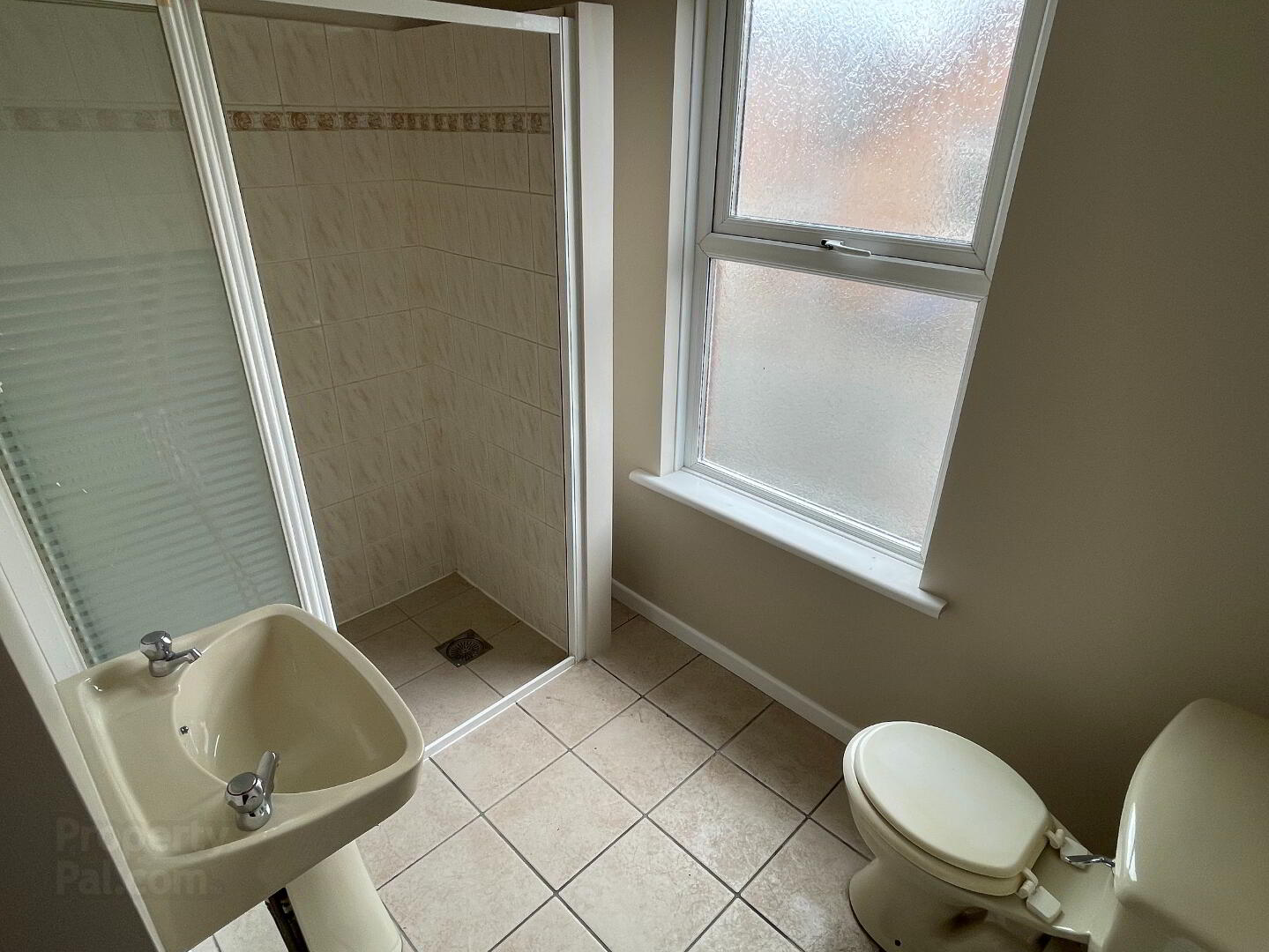 15 Rathmore Court 9 of 11