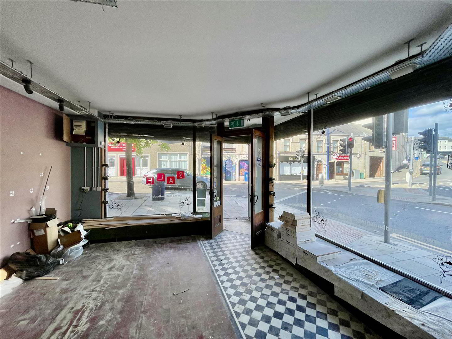 property description image