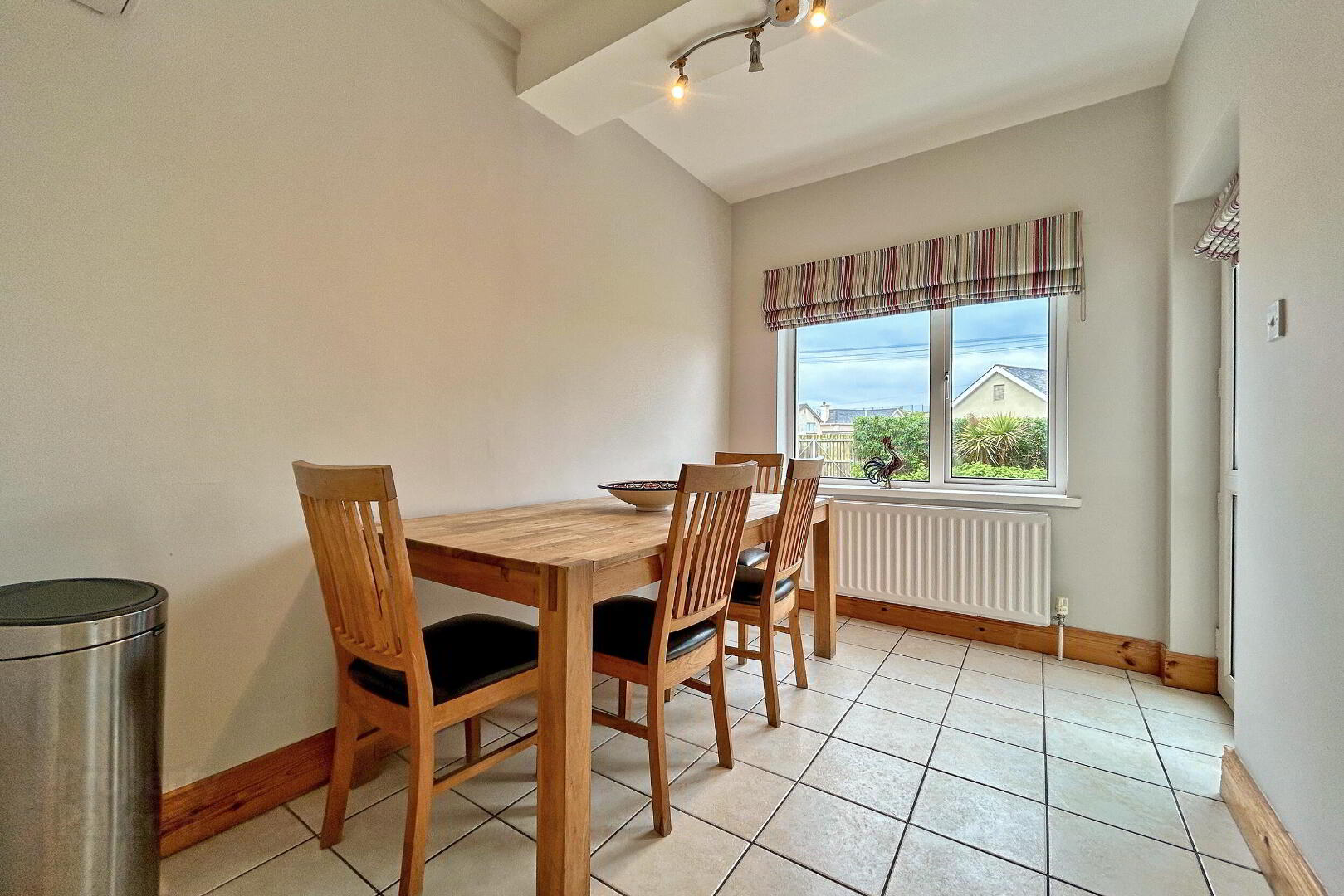10 Coleraine Road 11 of 35