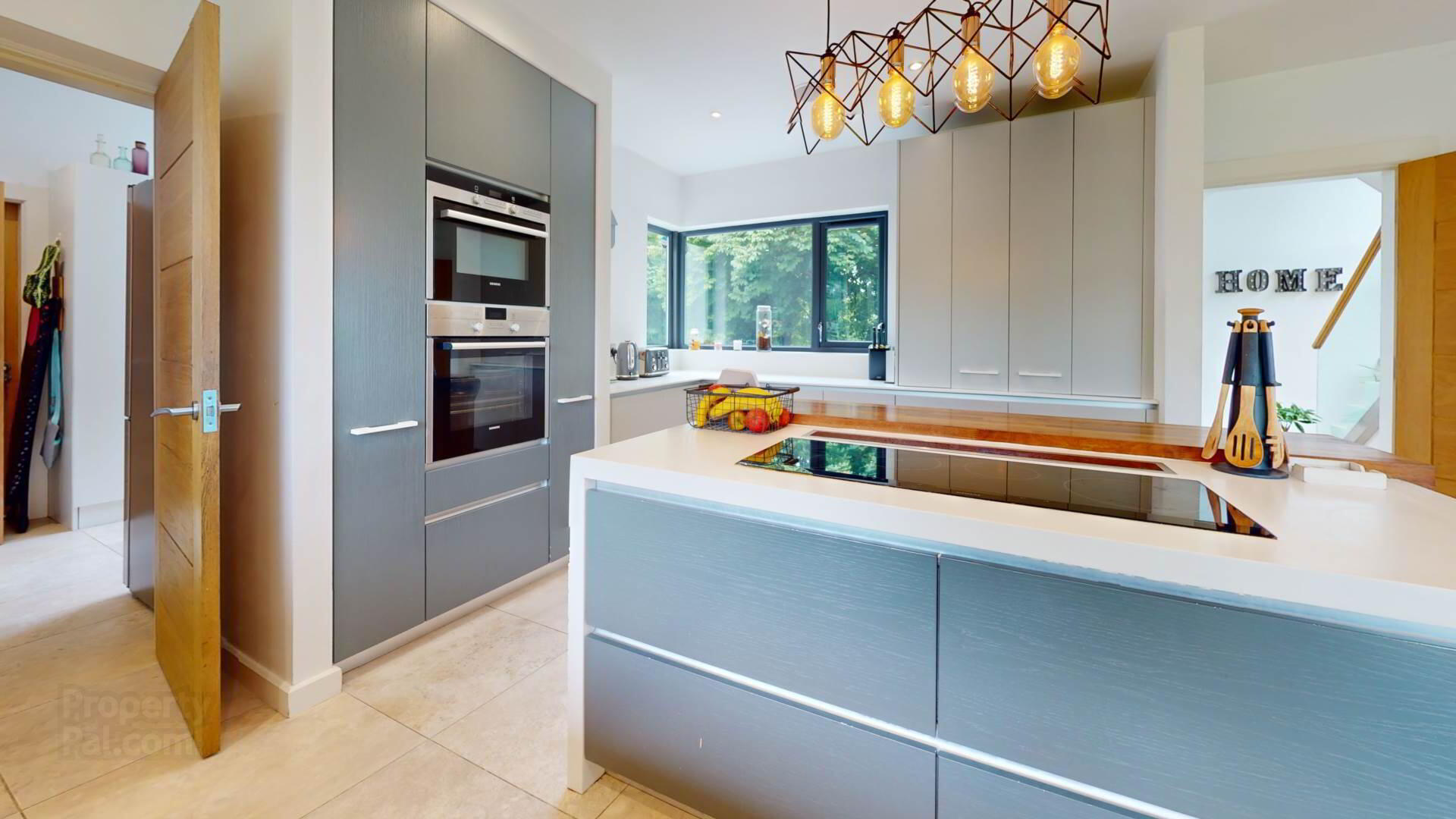 28 Myrtle Road 13 of 75
