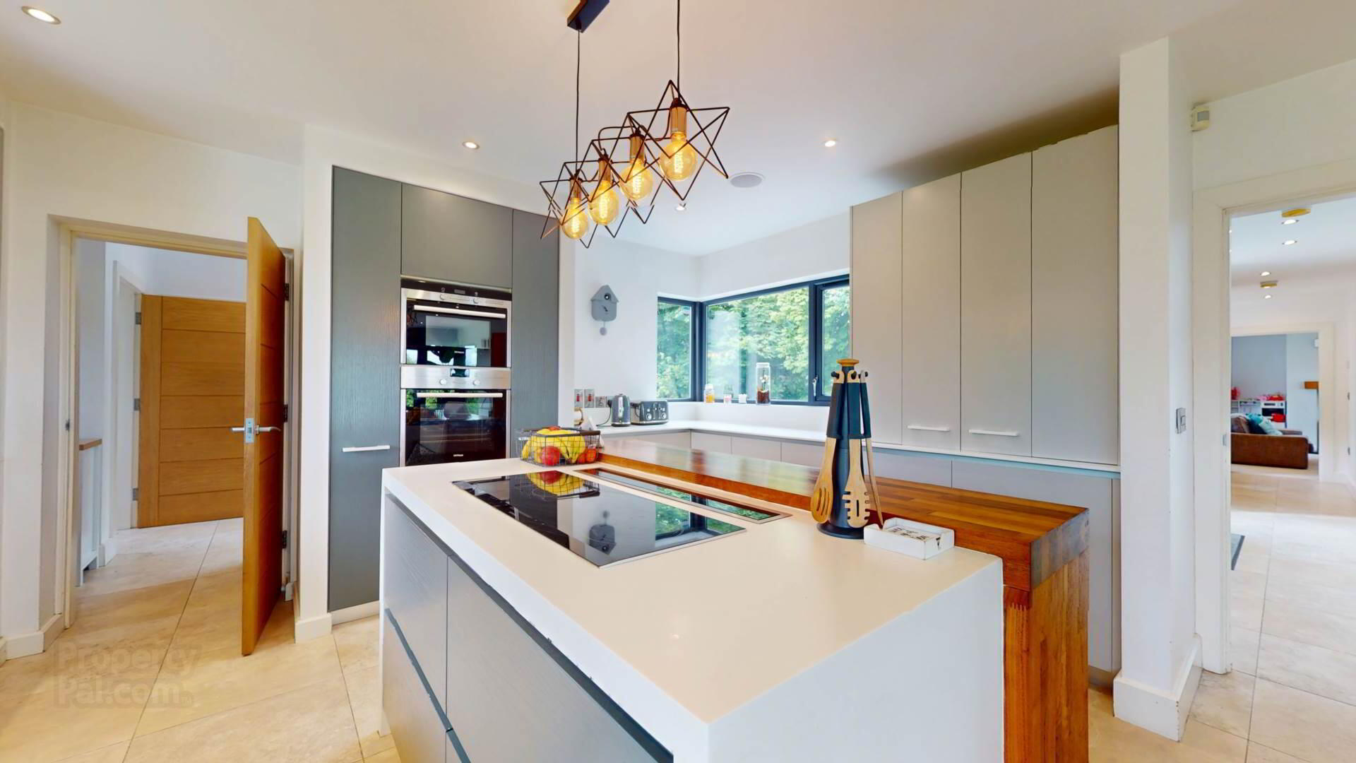28 Myrtle Road 14 of 75