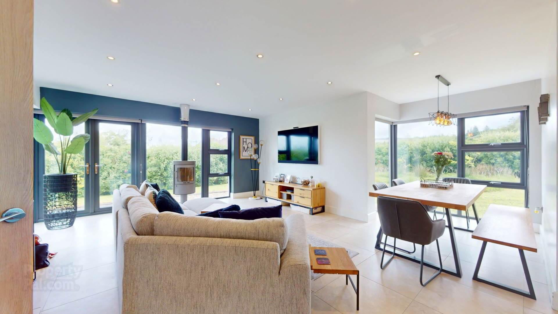 28 Myrtle Road 20 of 75
