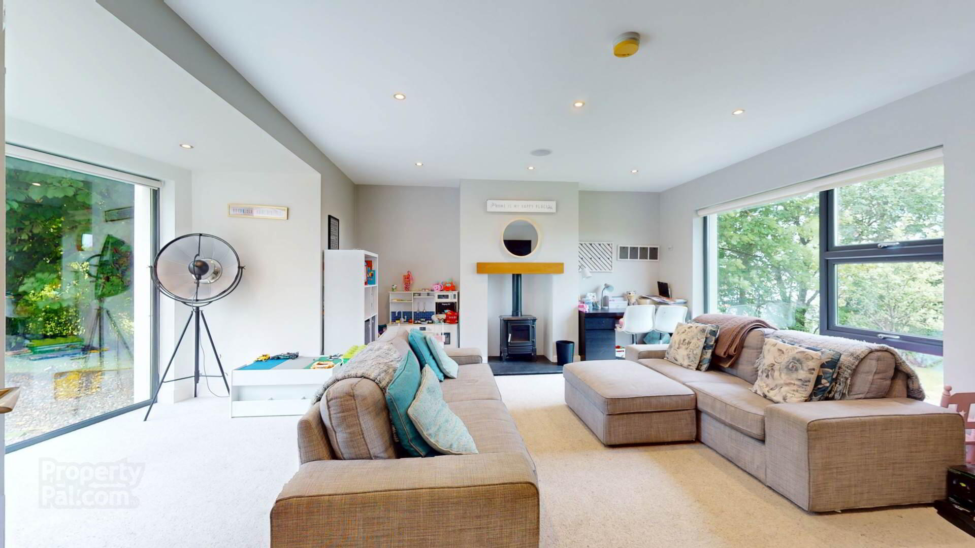 28 Myrtle Road 32 of 75