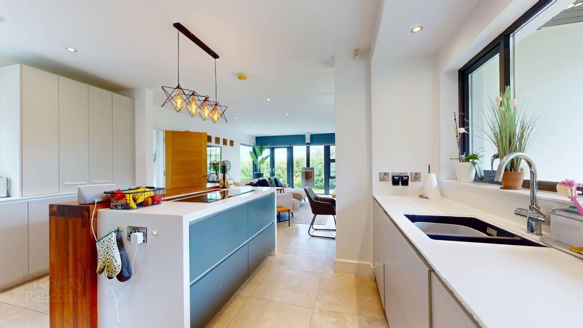 28 Myrtle Road 12 of 75