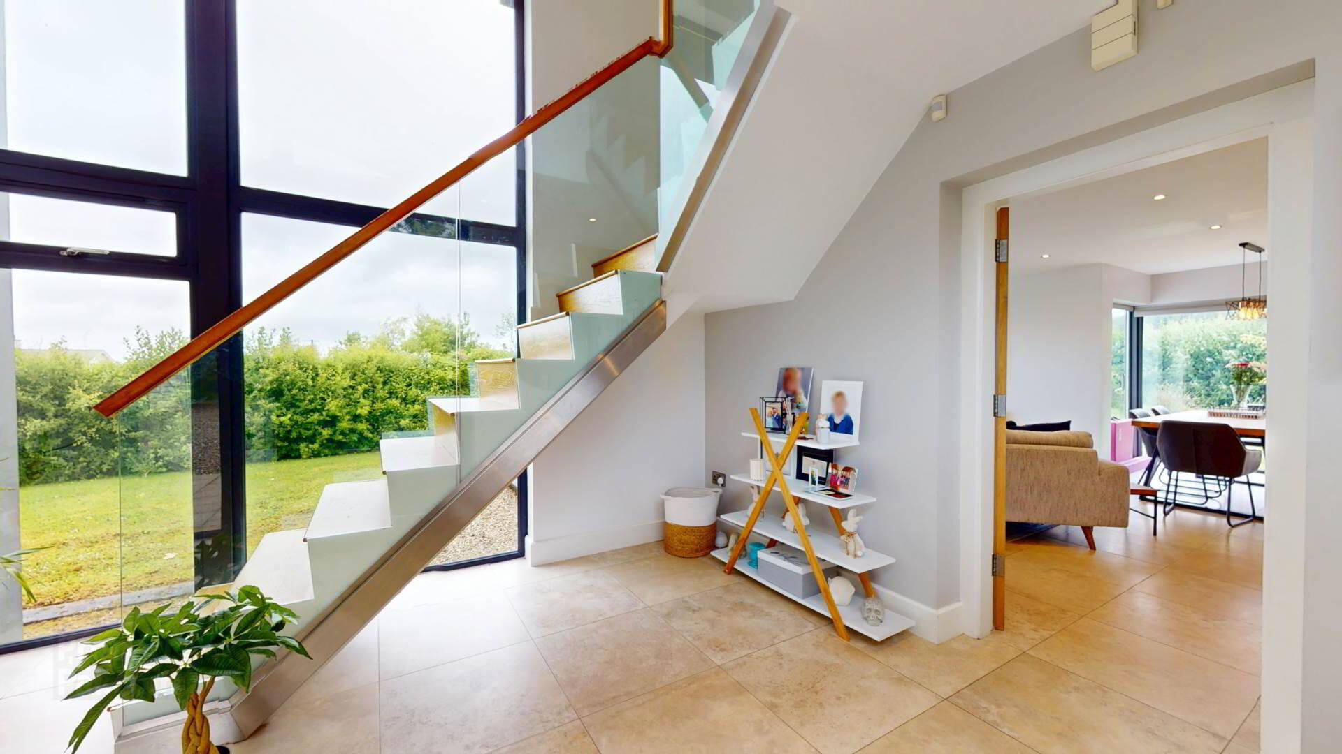 28 Myrtle Road 8 of 75