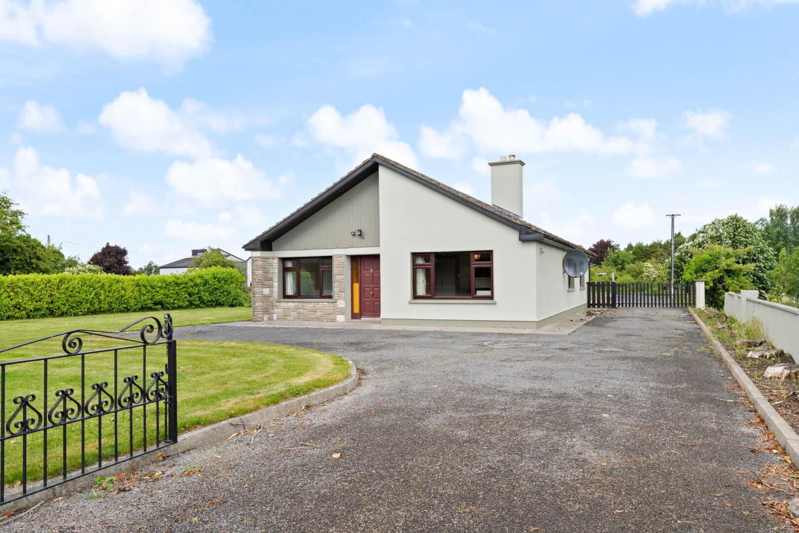 Clonbur Road 1 of 22
