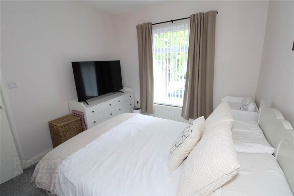 363 Castlereagh Road 13 of 20