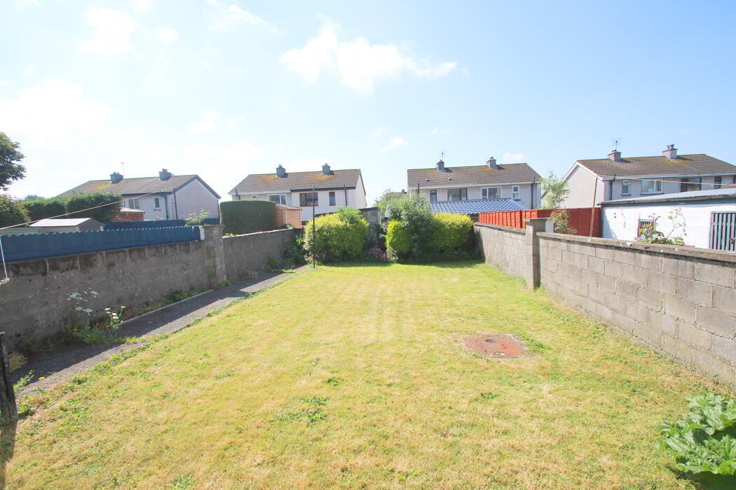 99 Ardan View 4 of 14