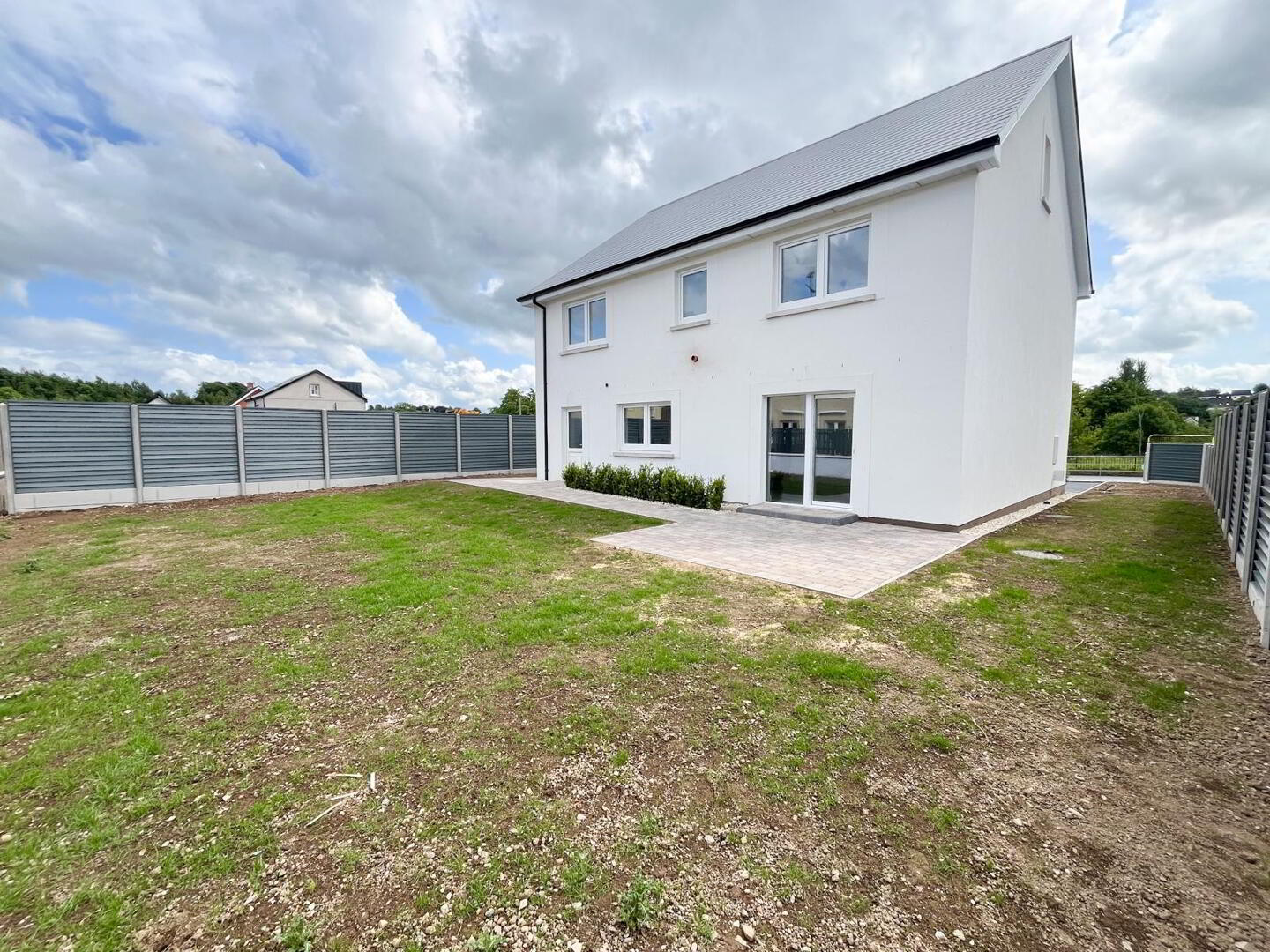 property description image