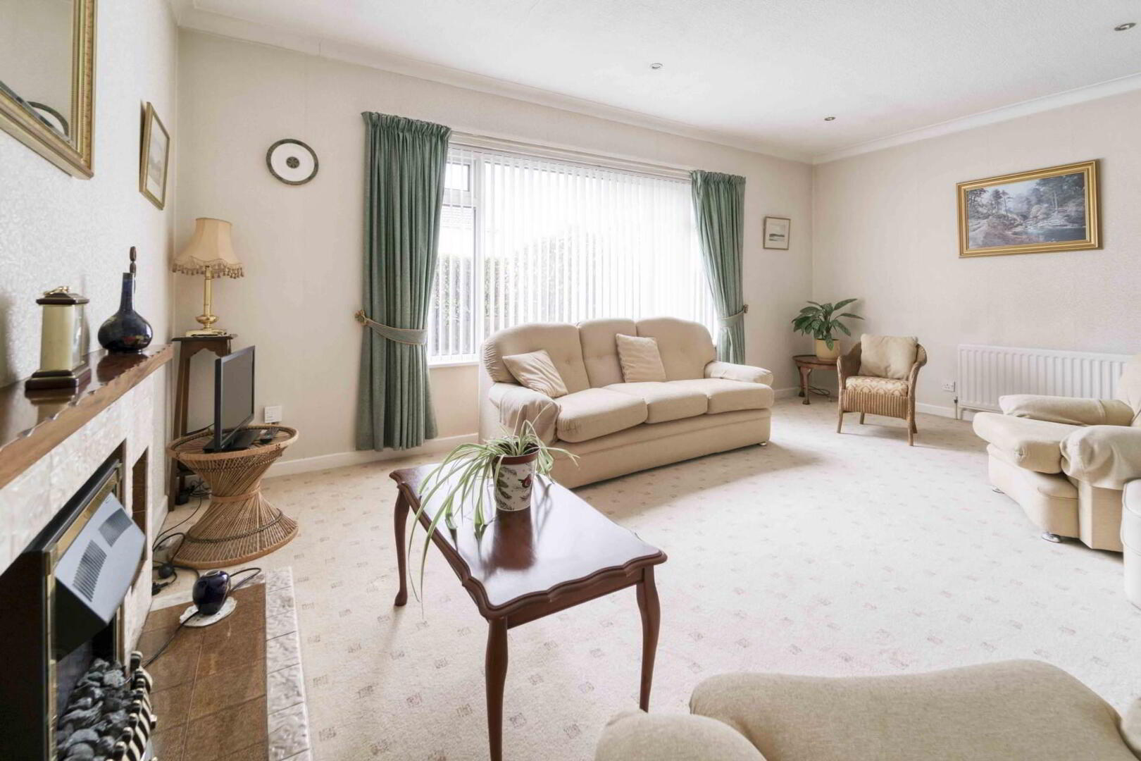 16 Thornleigh Close 4 of 15
