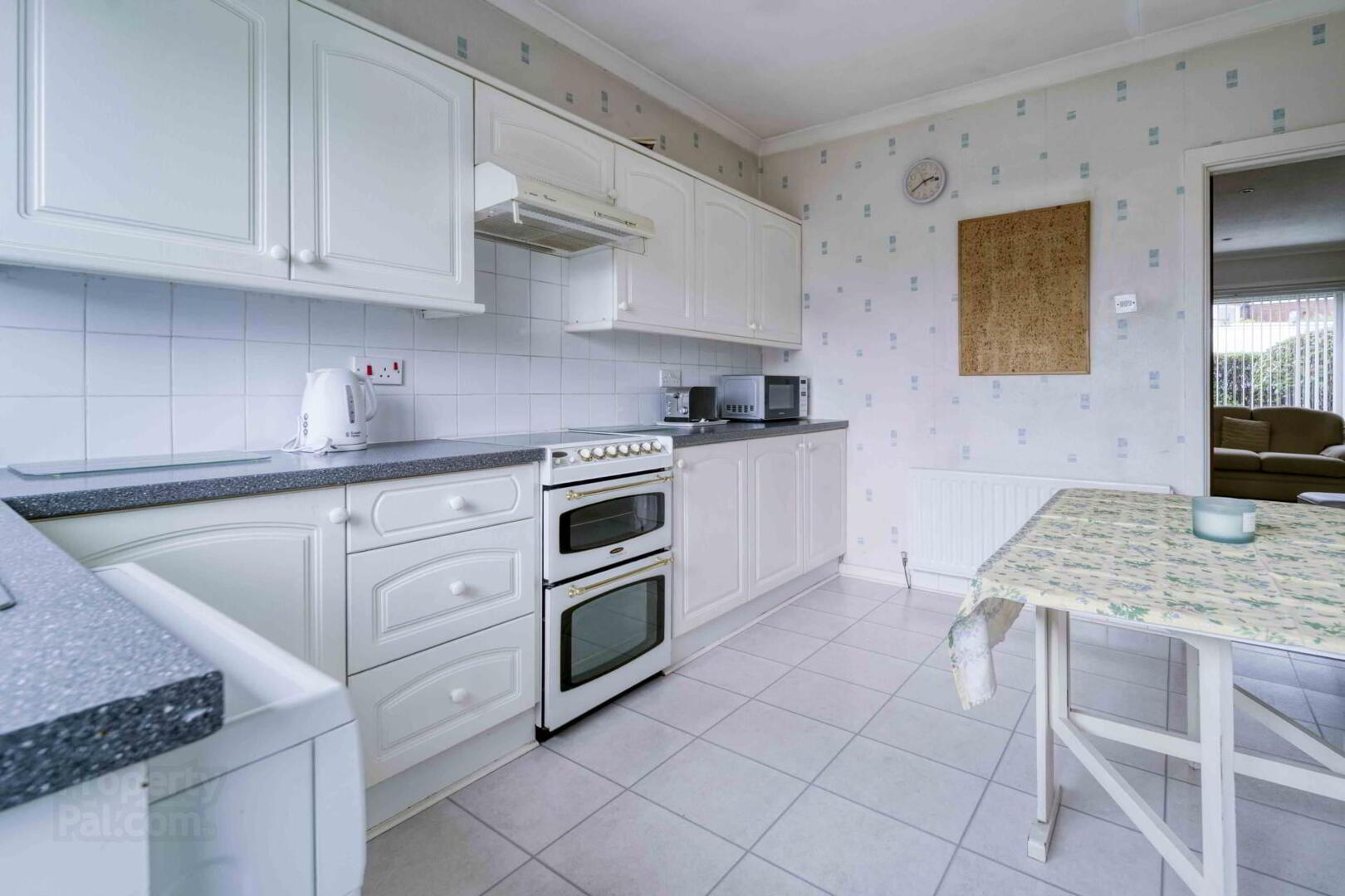 16 Thornleigh Close 6 of 15