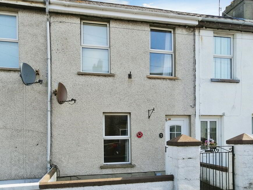 5 Windsor Avenue 1 of 18