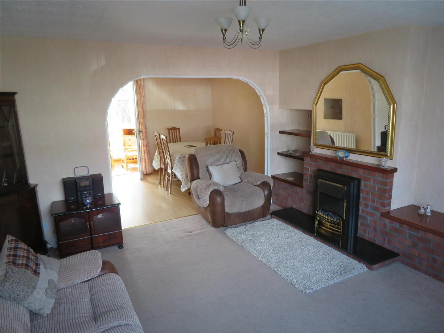 7 Sunningdale 6 of 27