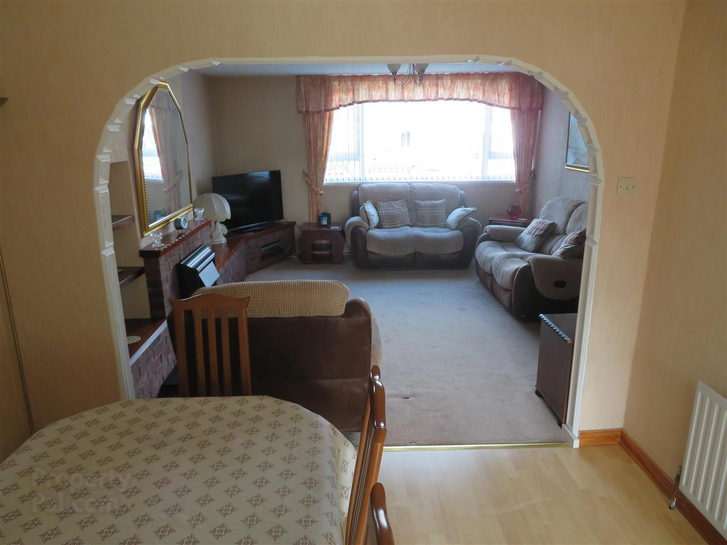 7 Sunningdale 7 of 27